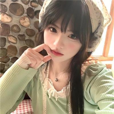 汉娜·盖茨比:道格拉斯